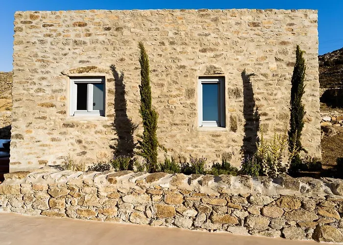 Cape Ftelia (Mykonos)